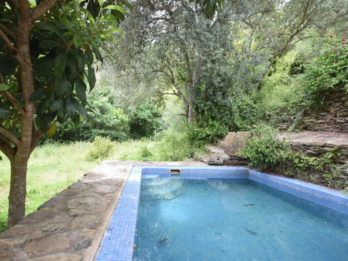 Quiet And Cottage In The Estate Casas Da Cerca Troviscais Luaran gambar